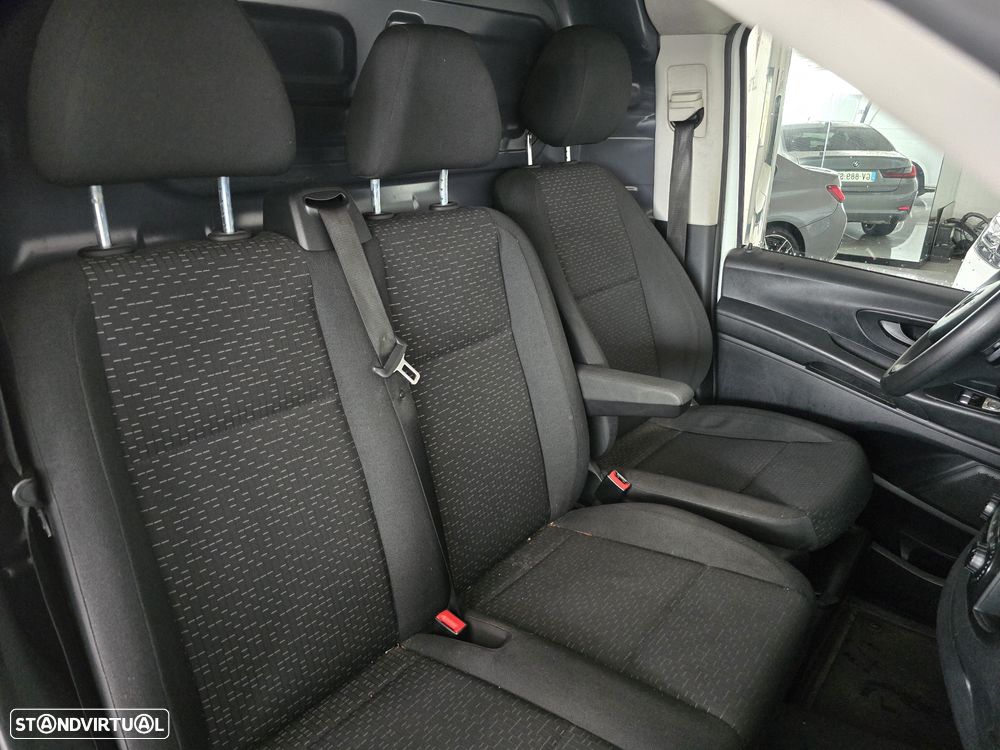 Mercedes-Benz VITO 114 CDI AUTOMATICA LONGA - 11