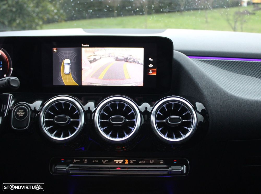 Mercedes-Benz GLA 250 e 8G-DCT AMG Line - 4