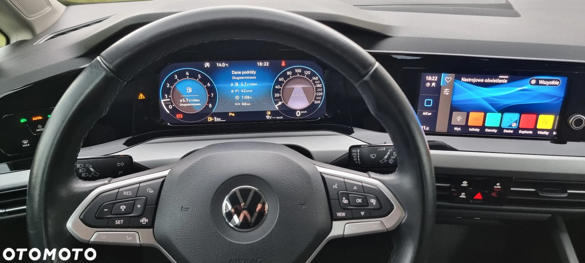 Volkswagen Golf - 26