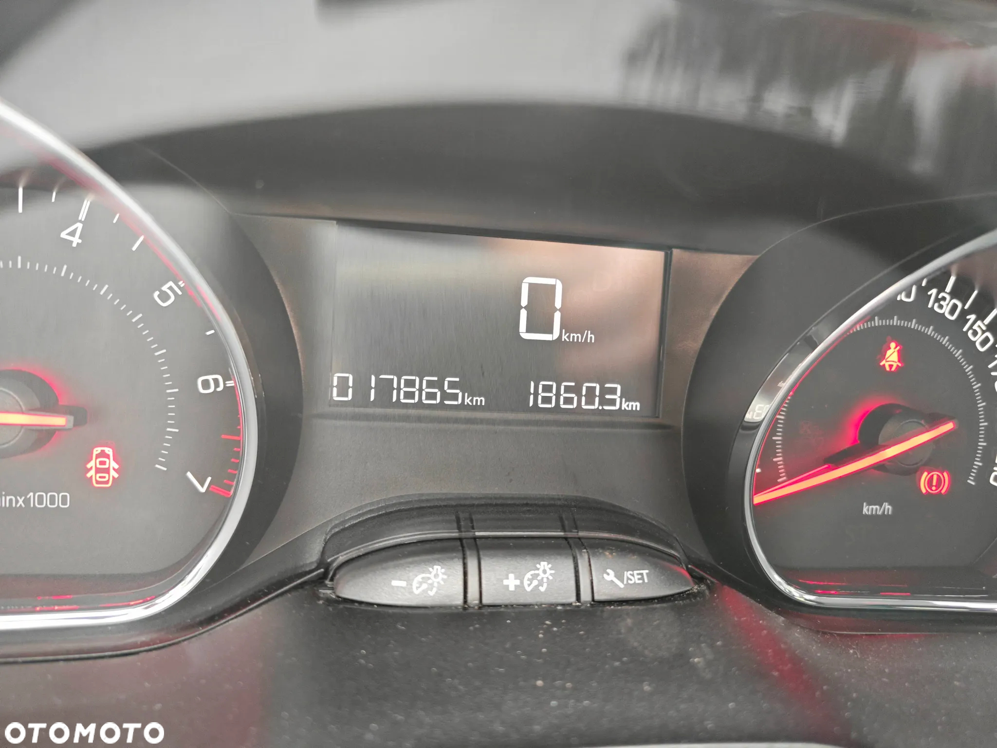 Peugeot 208 1.2 VTi Style - 17