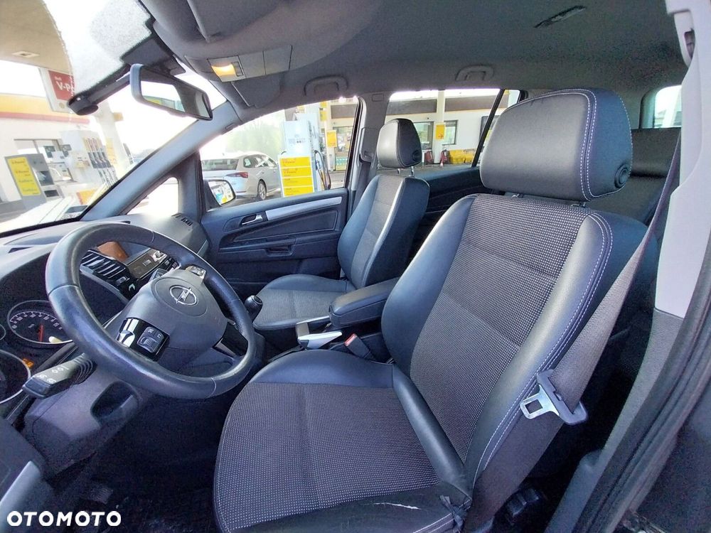 Opel Zafira 1.7 CDTI Cosmo EU5 - 12