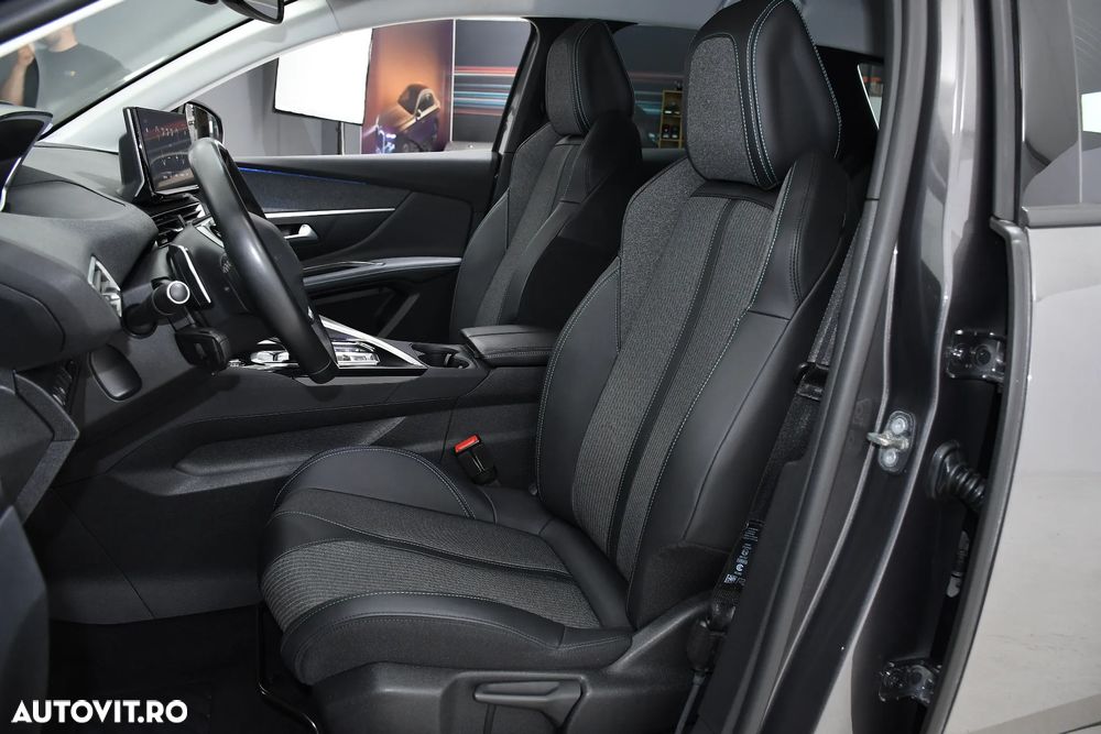 Peugeot 3008 1.2 PureTech S&S EAT8 Allure - 14