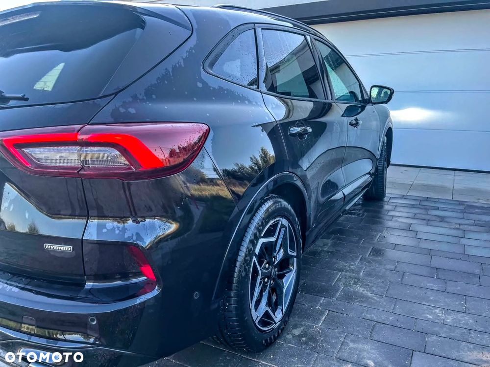 Ford Kuga 2.5 FHEV FWD ST-Line X eCVT - 3