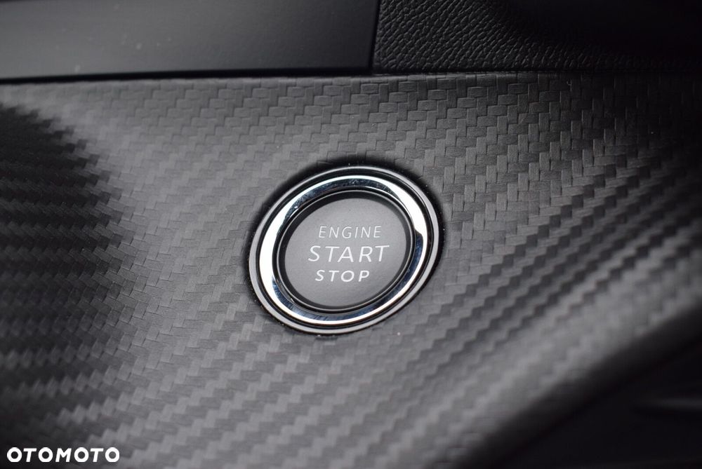 Peugeot 2008 1.2 PureTech Allure S&S EAT8 - 22