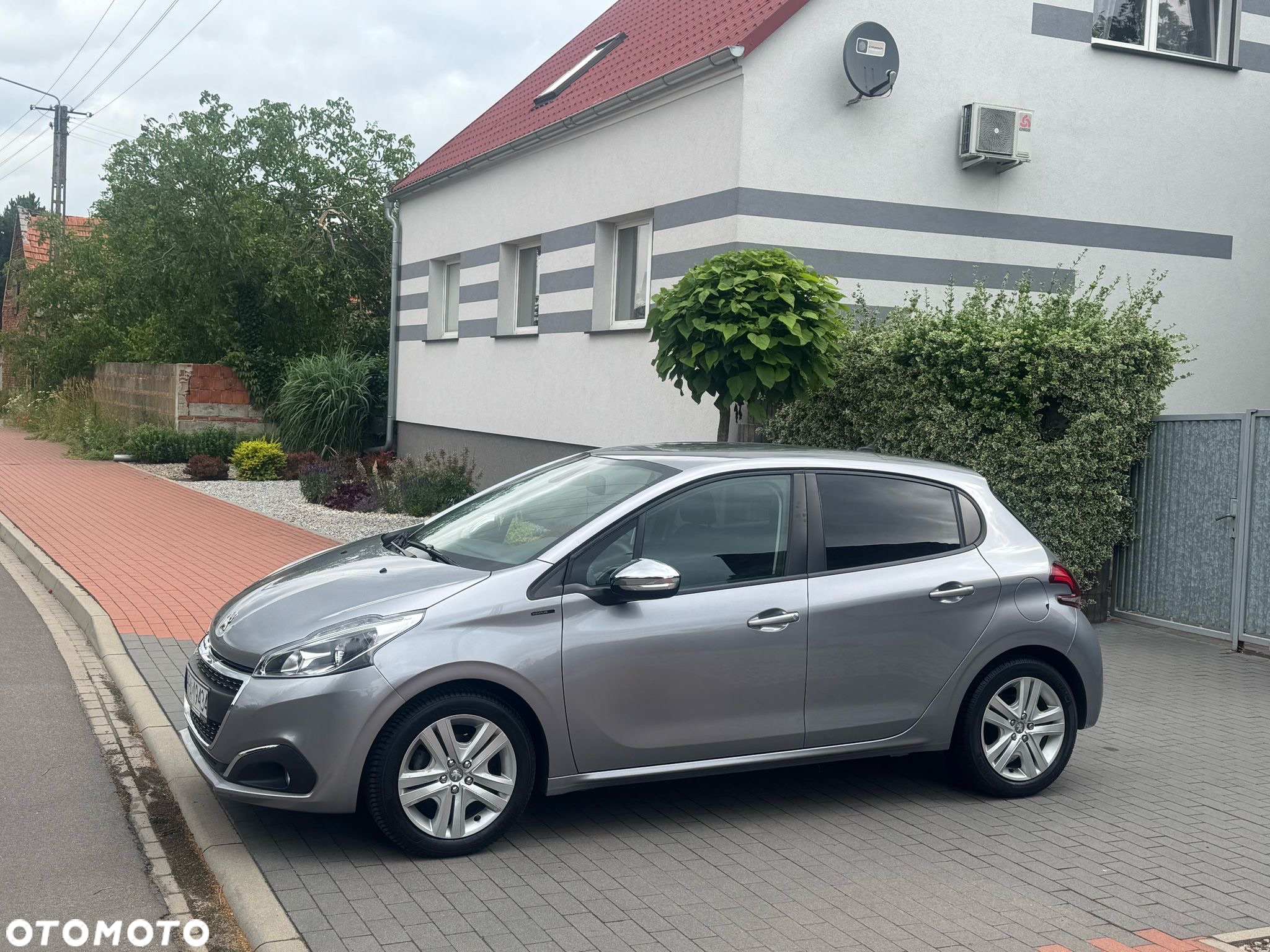 Peugeot 208 PureTech 82 Stop & Start Signature - 2