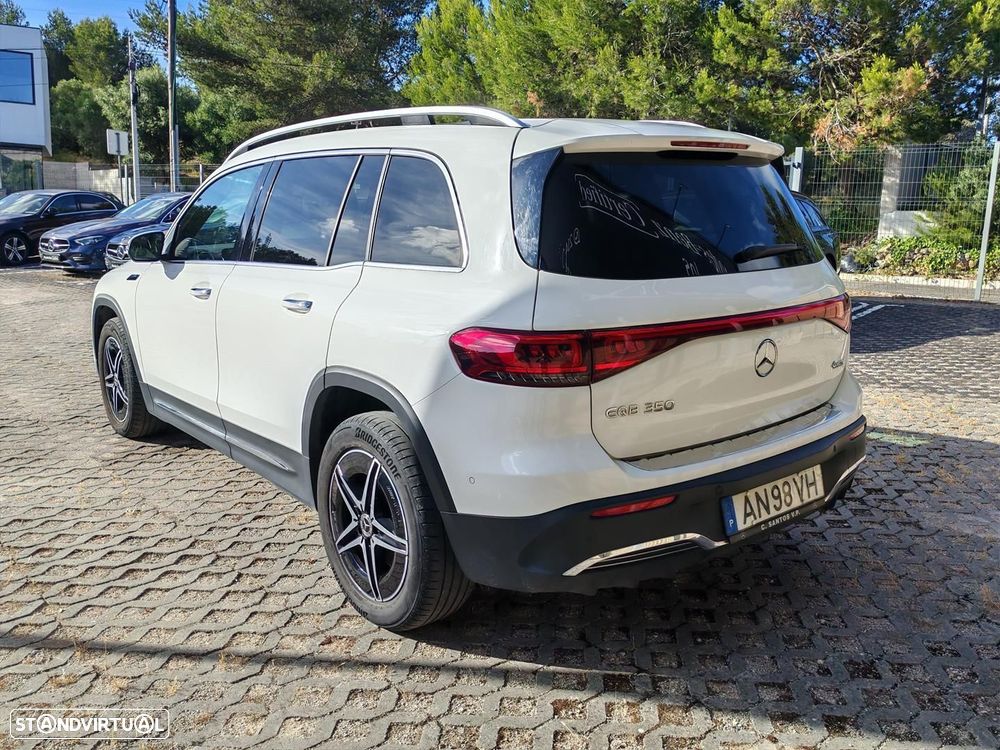 Mercedes-Benz EQB 350 4Matic AMG Line - 8