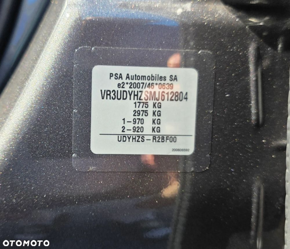 Peugeot 2008 1.5 BlueHDi GT S&S EAT8 - 36