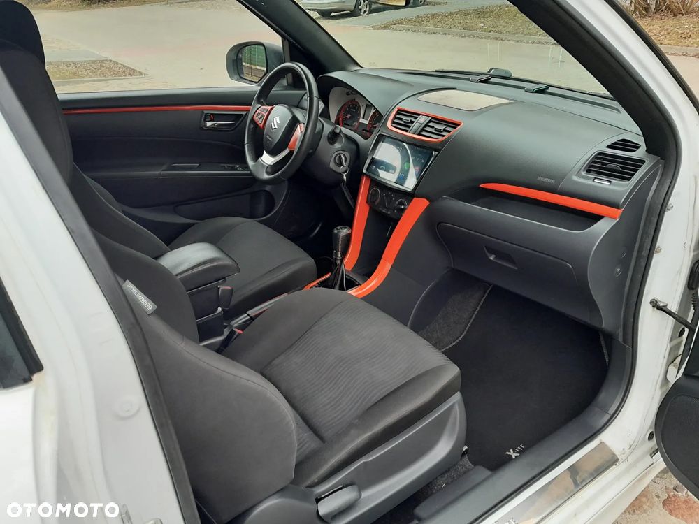 Suzuki Swift 1.2 X-ITE - 8