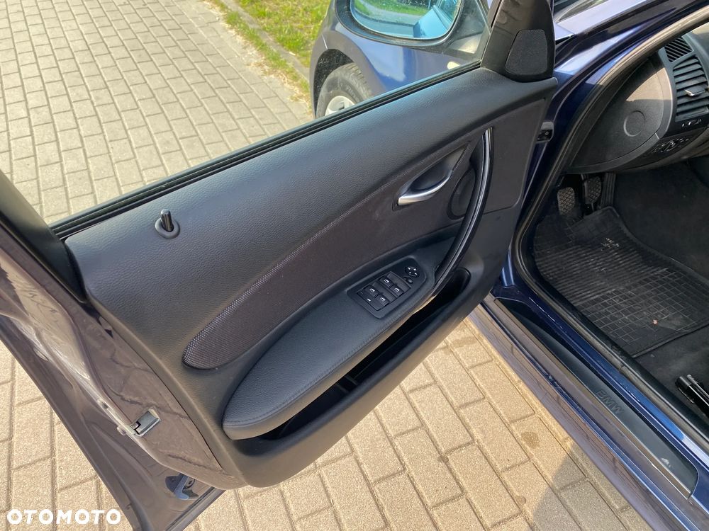 BMW Seria 1 116i - 14