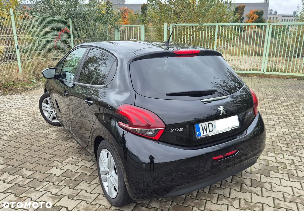 Peugeot 208 1.2 PureTech Style - 4