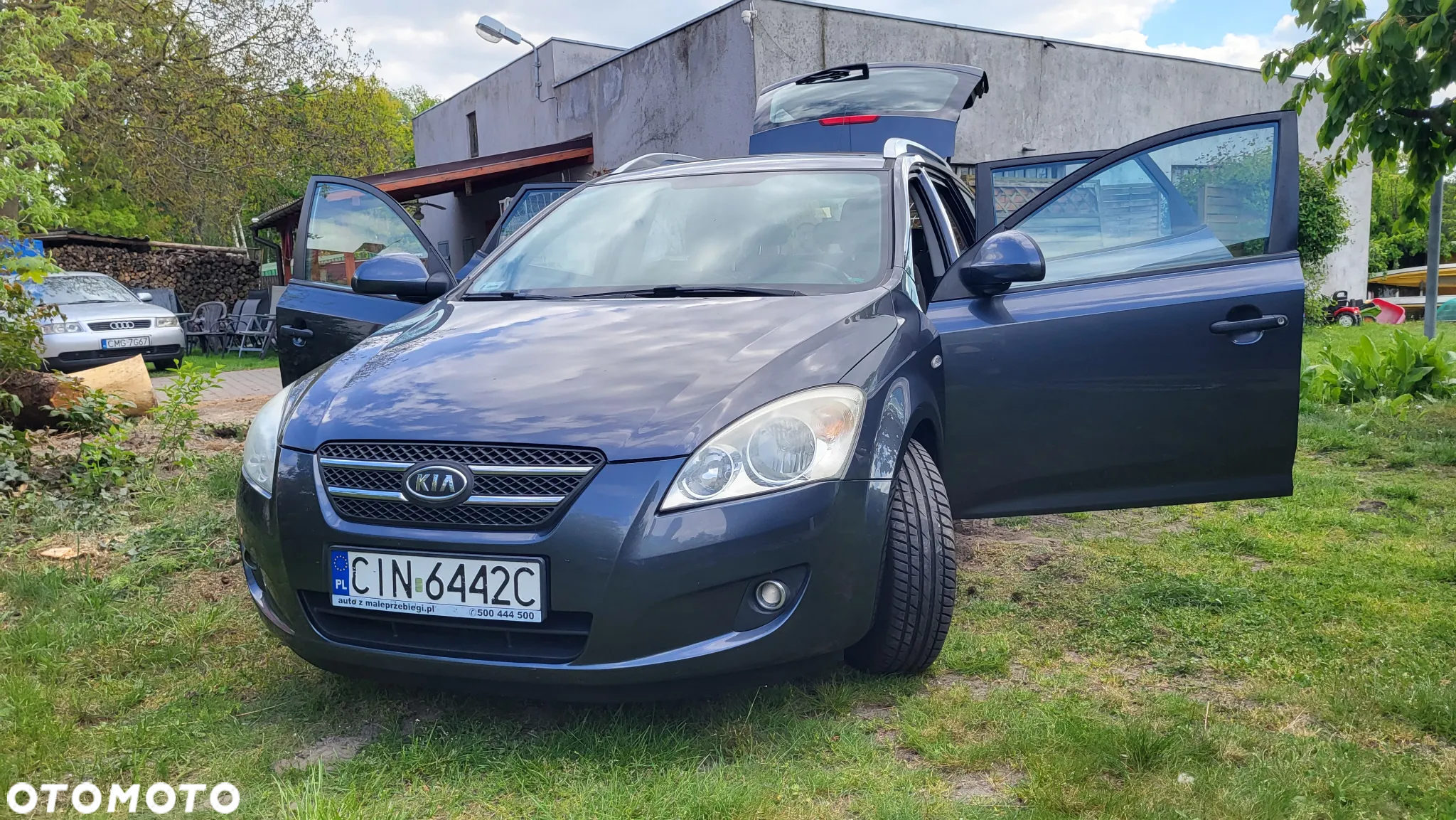 Kia Ceed - 32