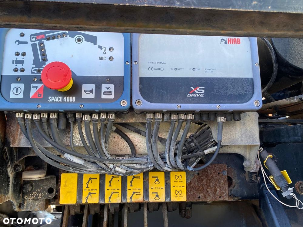 Mercedes-Benz AXOR 1833 - 9