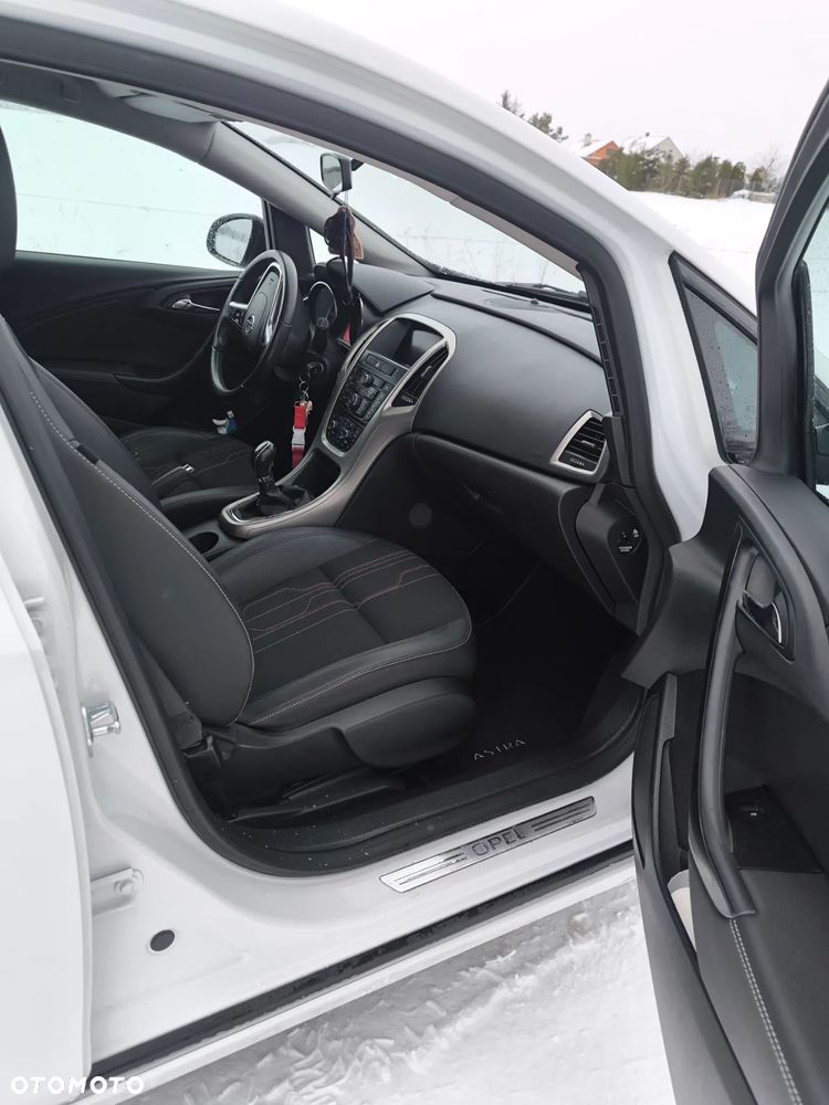 Opel Astra 1.4 Turbo Cosmo - 10