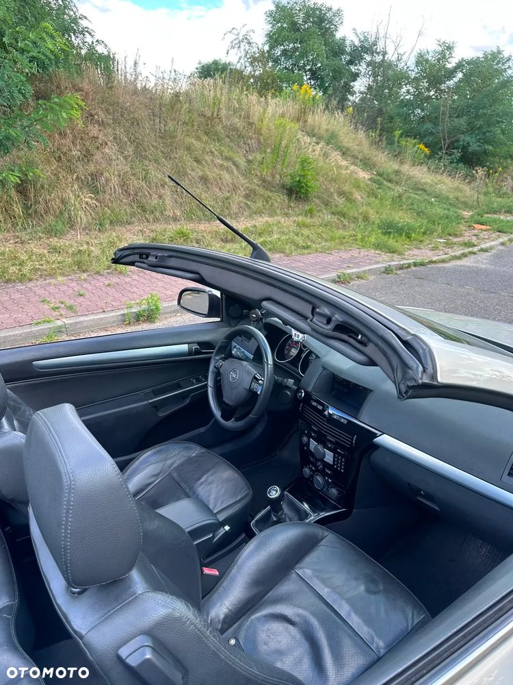 Opel Astra 1.8 Cosmo - 20