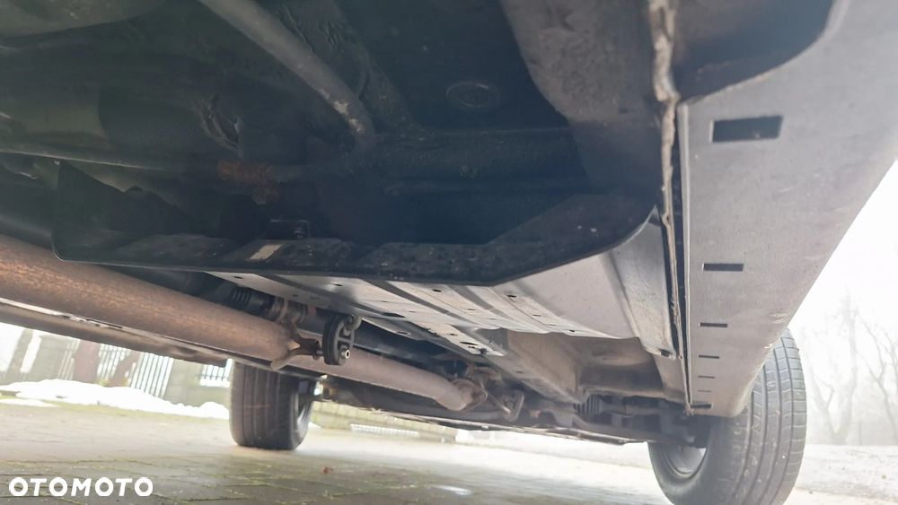 Kia Sportage 2.0 CRDI 4WD Spirit - 16