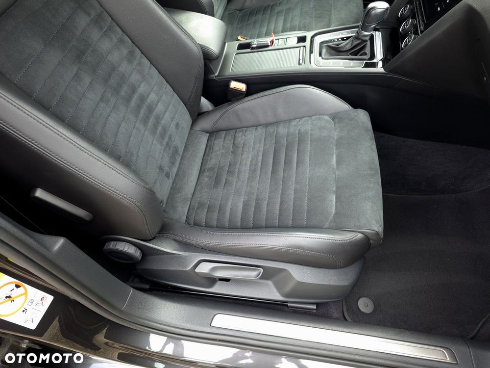 Volkswagen Passat 2.0 TDI SCR Highline DSG - 13