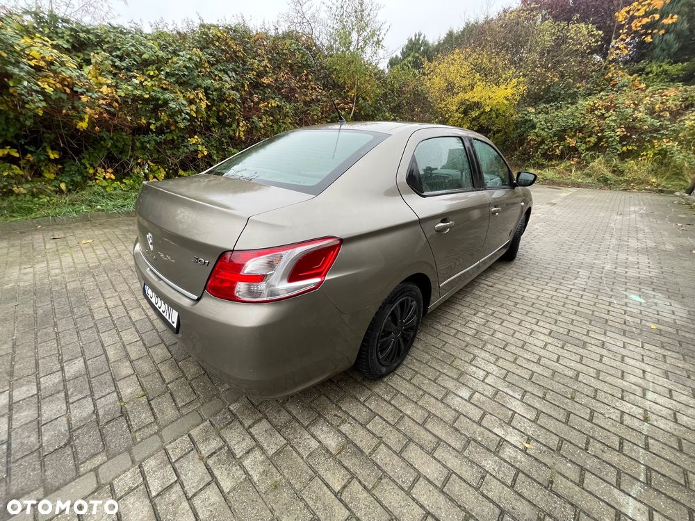 Peugeot 301 - 6
