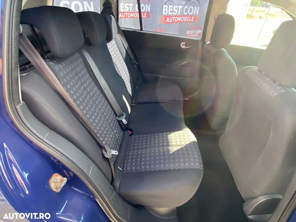 Renault Megane 1.4 Authentique - 11