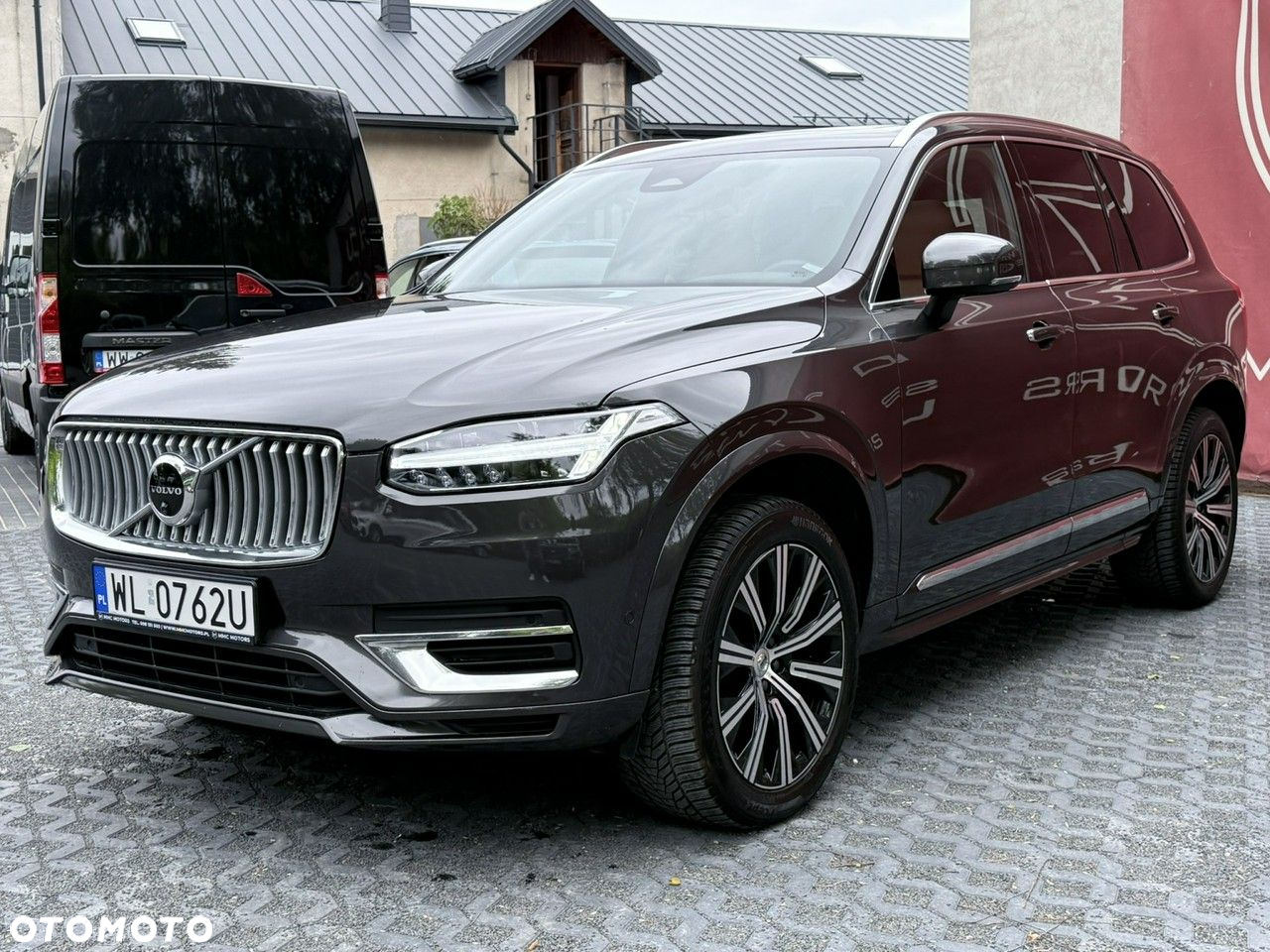 Volvo XC 90 - 9