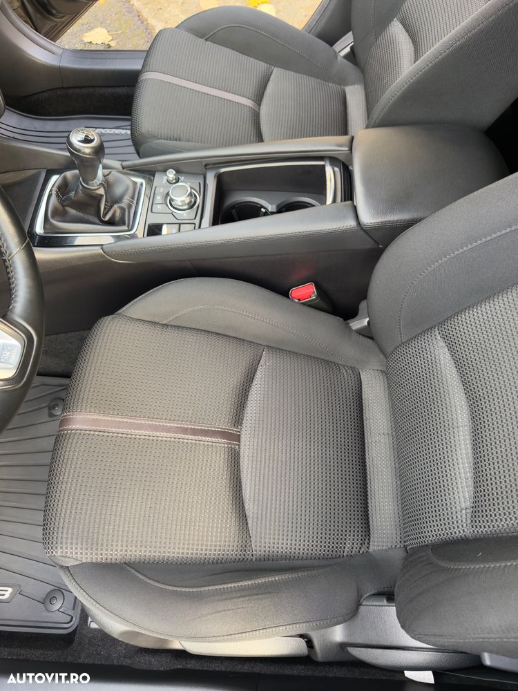 Mazda 3 G120 Revolution - 19