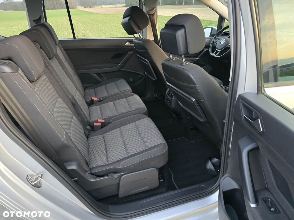 Volkswagen Touran 1.5 TSI EVO Comfortline - 14