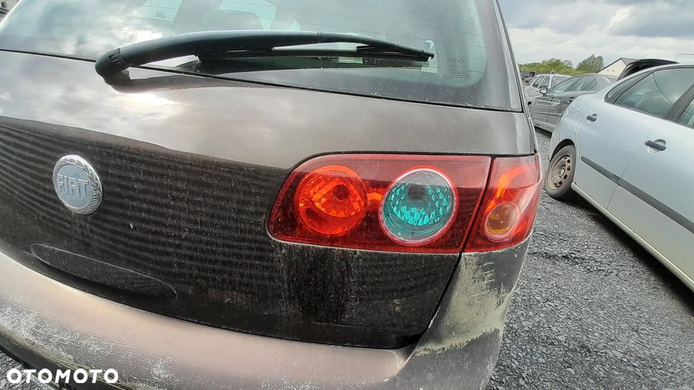 FIAT CROMA II KOMBI KLAPA BAGAZNIKA TYLNA TYŁ KOMPLETNA 742/A nr. 18/5 - 2