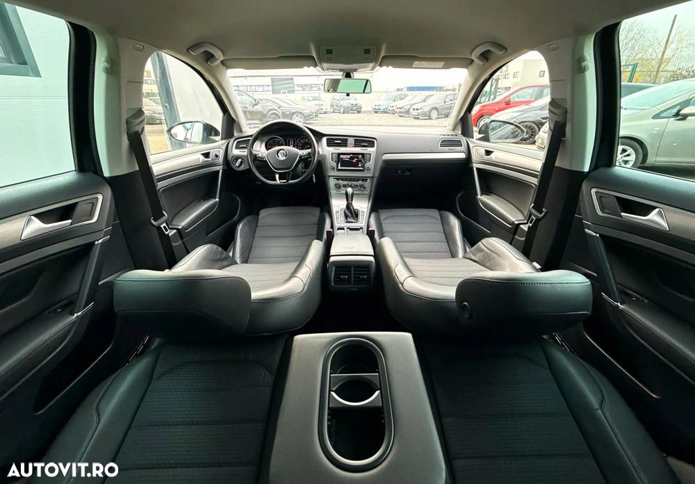 Volkswagen Golf 1.6 TDI DPF BMT DSG Highline - 25