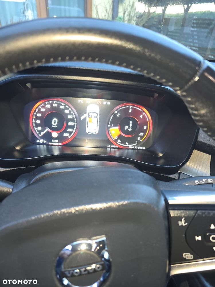 Volvo XC 40 D3 SCR Inscription - 4