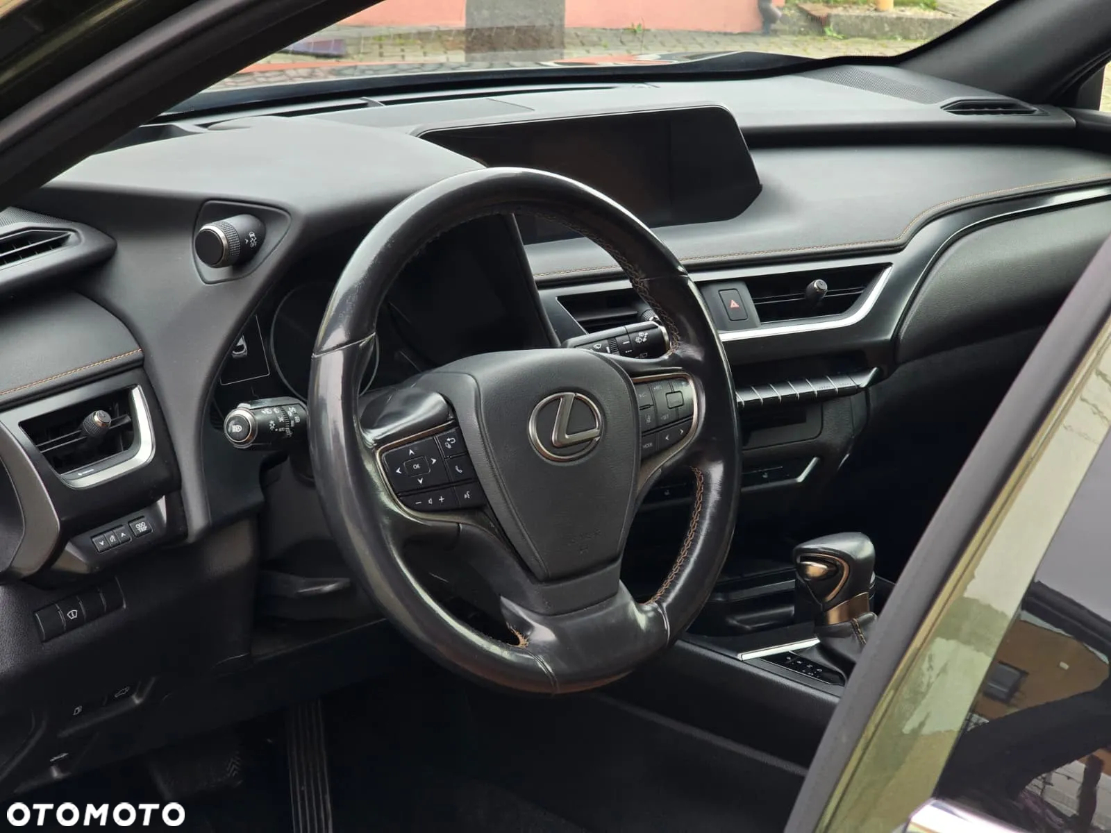 Lexus UX 250h Prestige AWD - 20