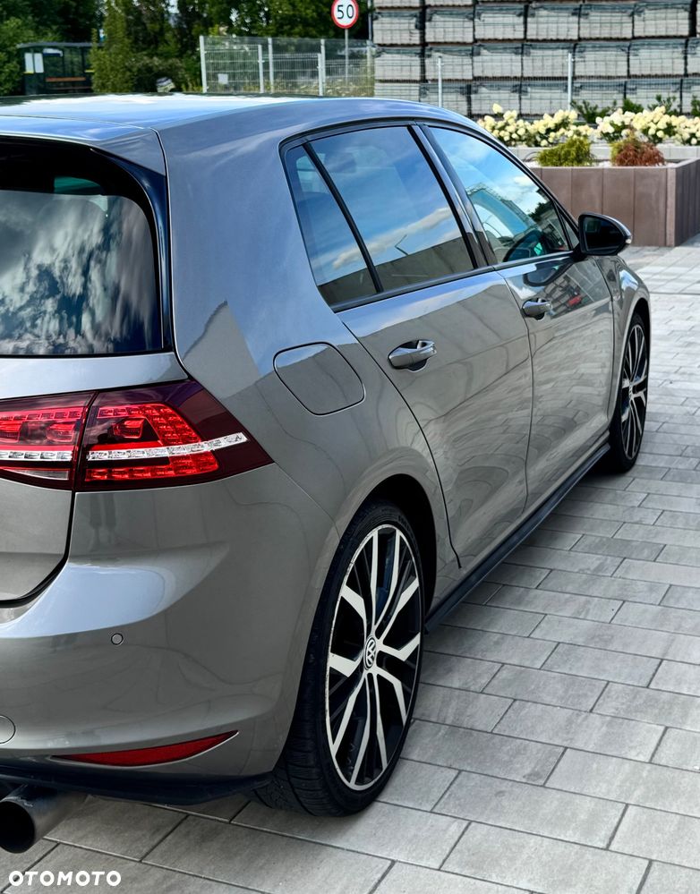 Volkswagen Golf 2.0 TSI BMT GTI Performance DSG - 9