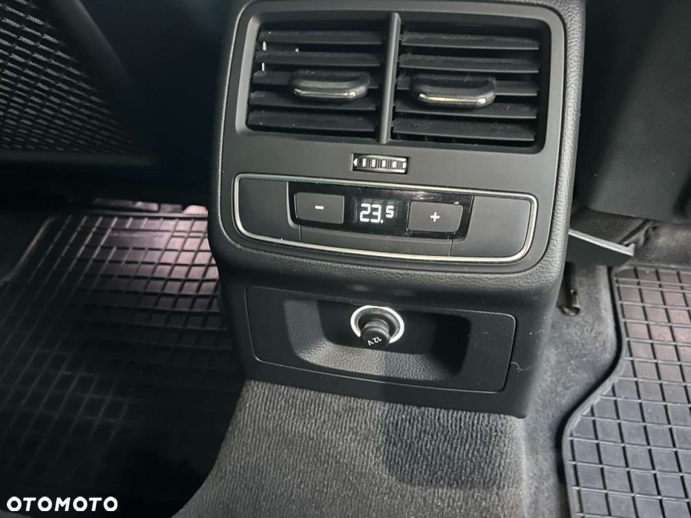 Audi A4 Avant 2.0 TDI - 27