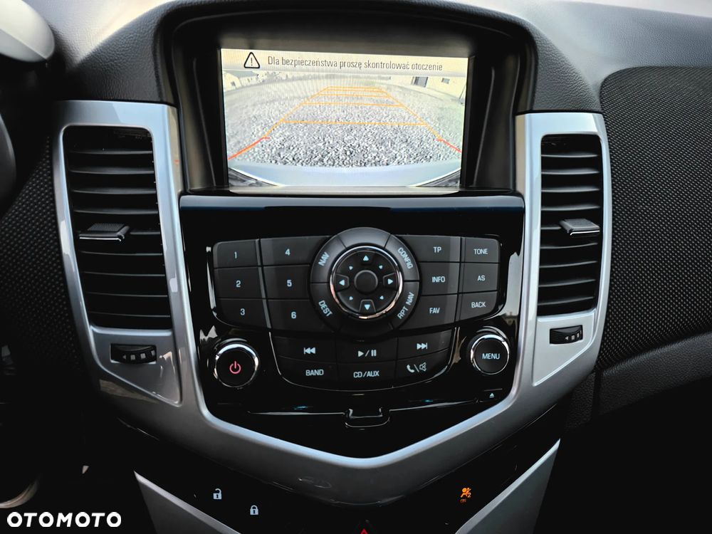 Chevrolet Cruze 1.4T LTZ+ - 8