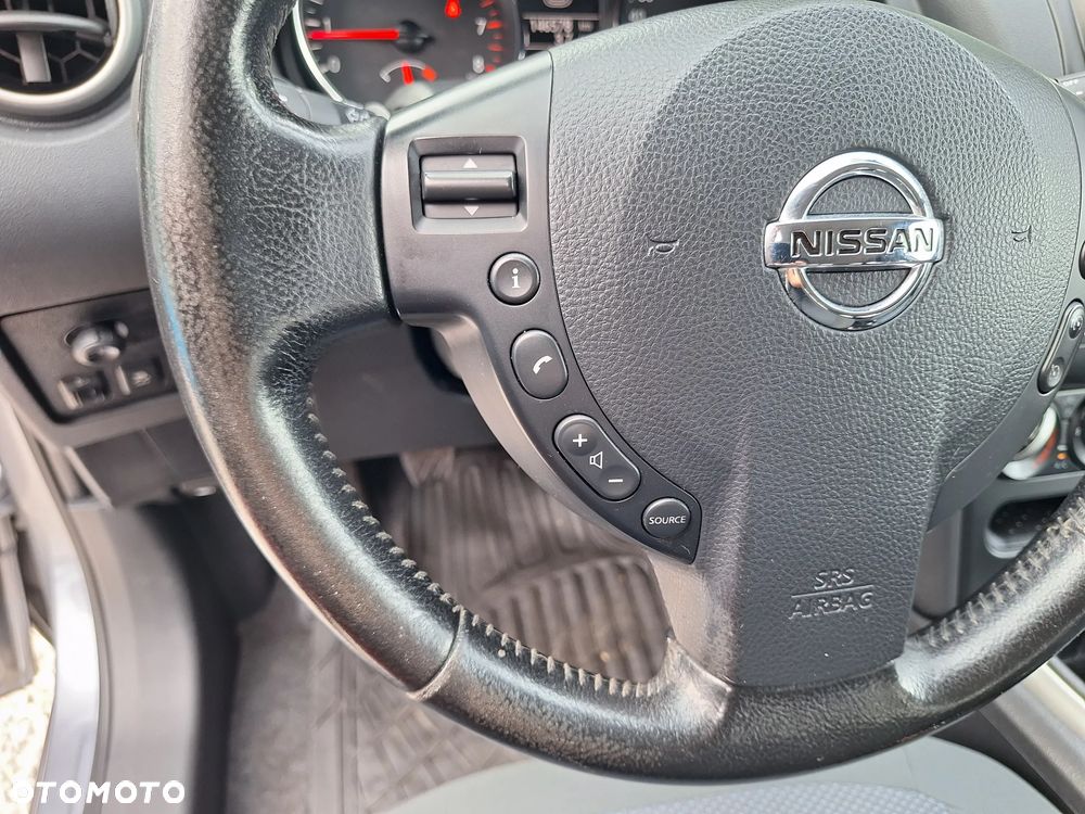 Nissan Qashqai+2 2.0 Acenta - 17