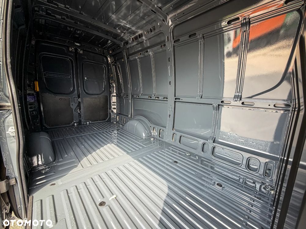 Iveco Daily 35S16HA8 V - Furgon L3H2 2.3 silnik od ręki GSC Gorzów - 16
