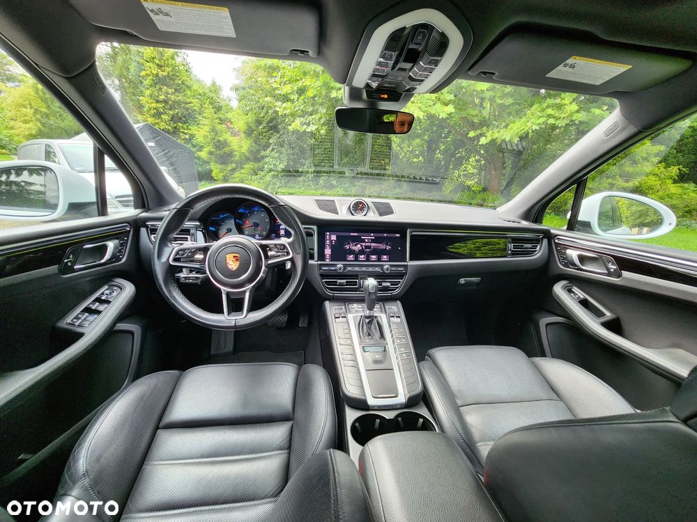 Porsche Macan - 10