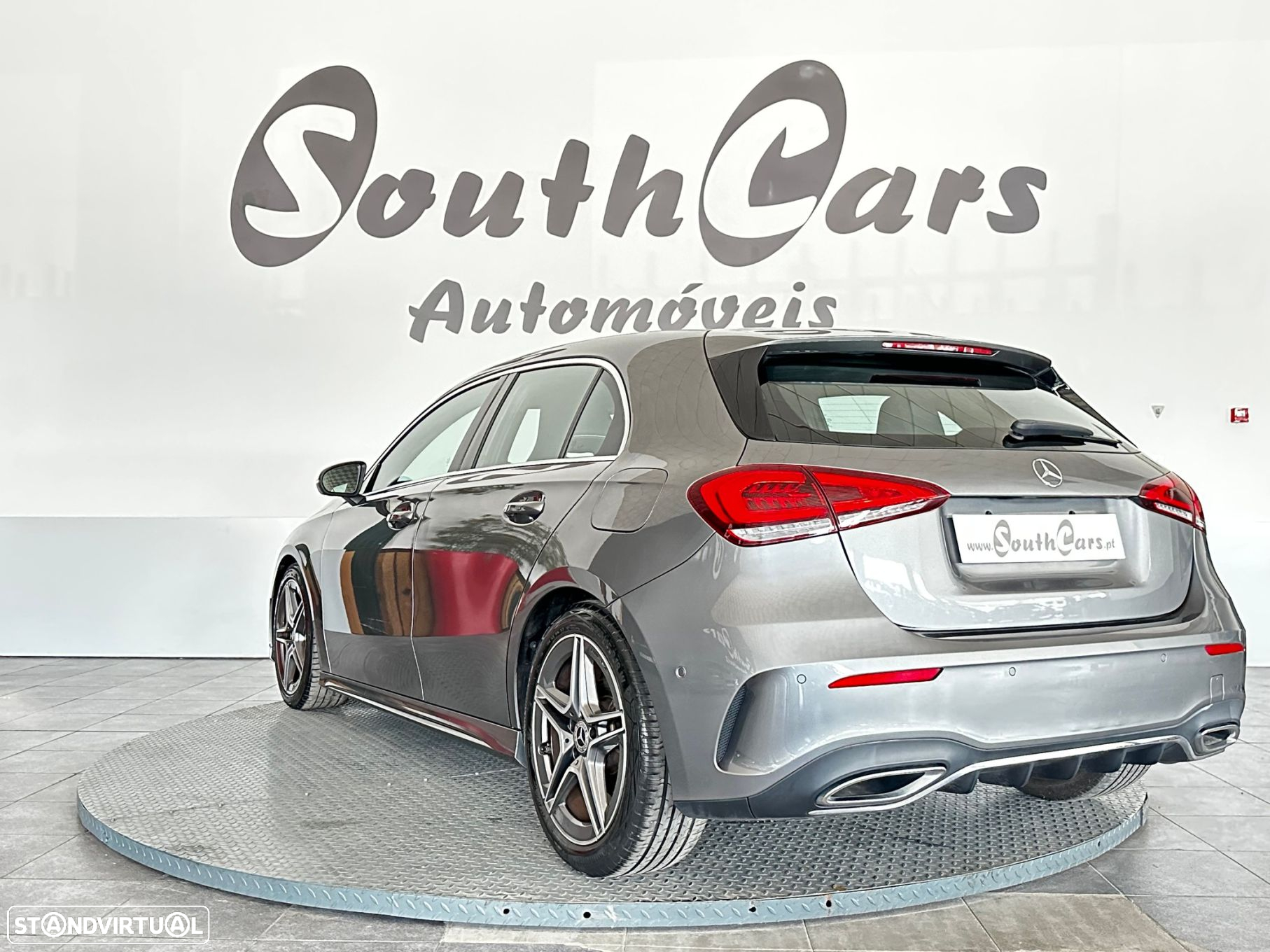 Mercedes-Benz A 180 7G-DCT AMG Line - 7