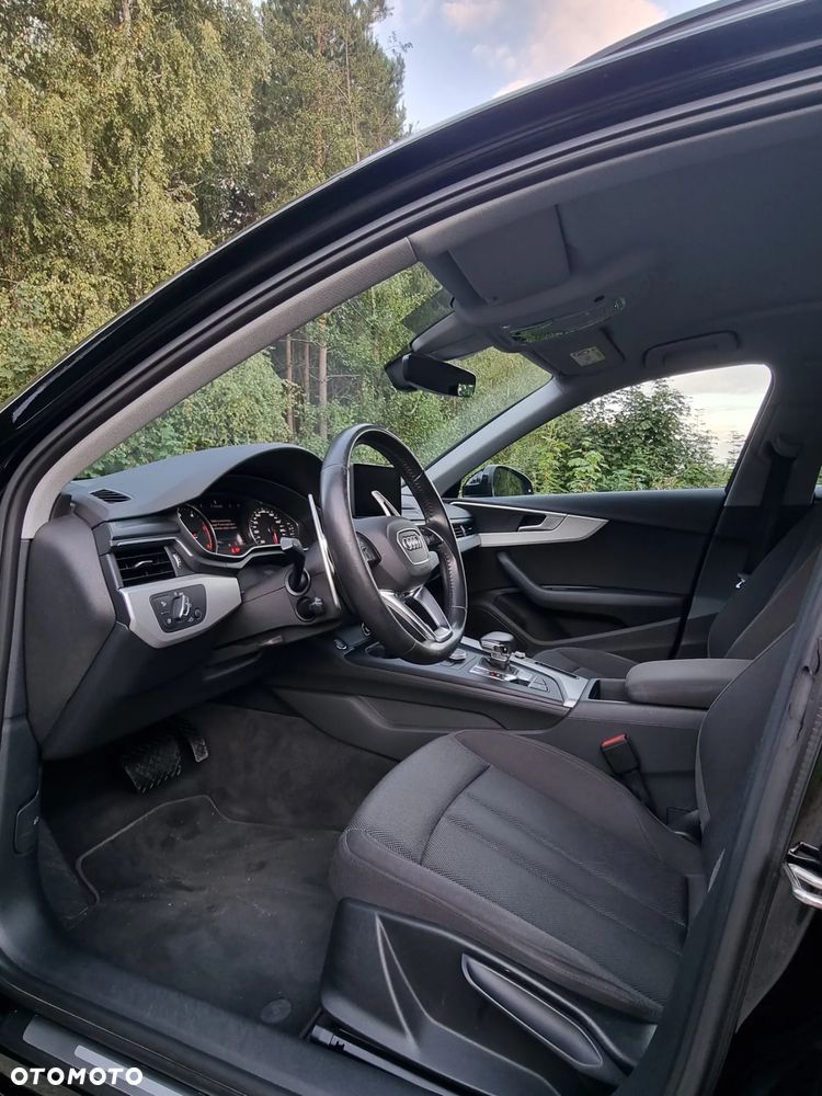 Audi A4 Avant 2.0 TDI S tronic - 13