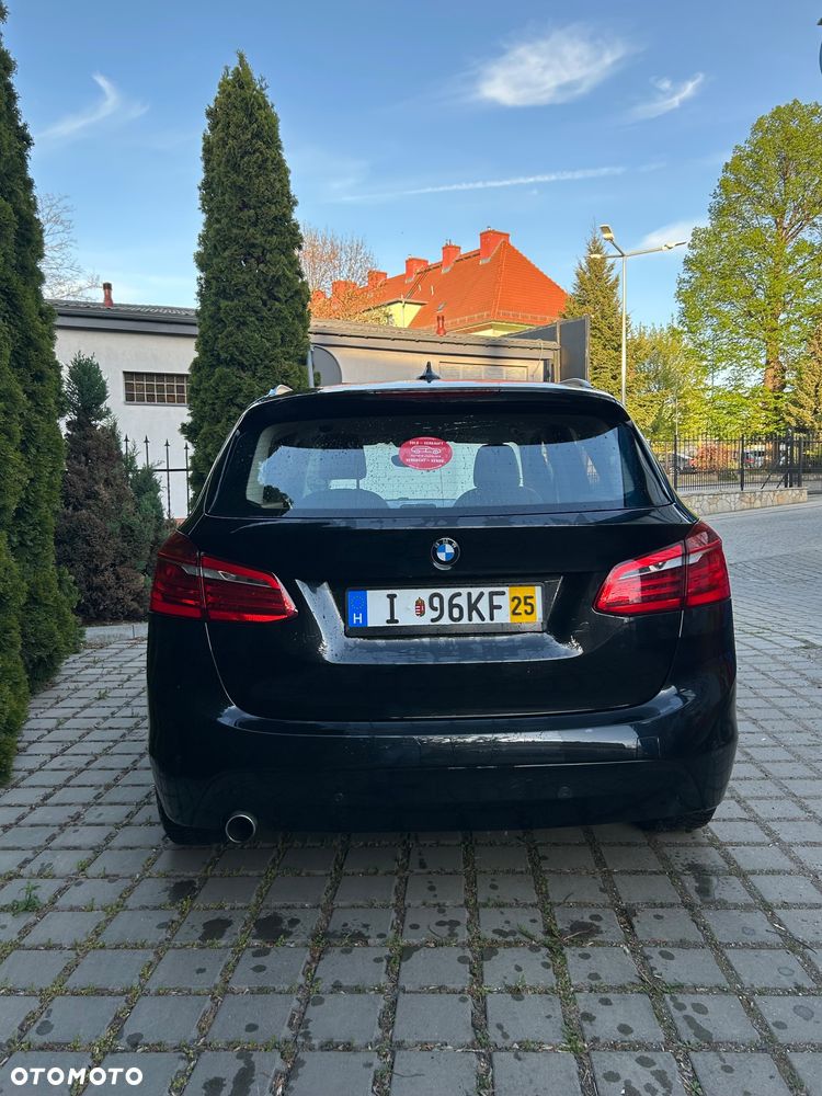 BMW Seria 2 216d - 3