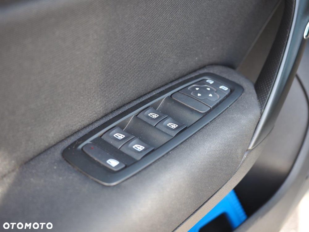 Renault Megane 1.5 Blue dCi Business - 13