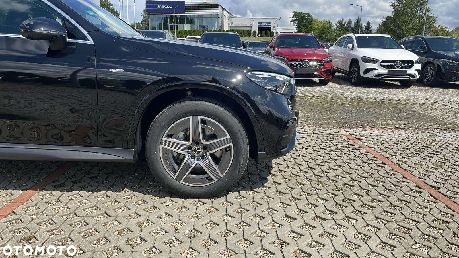 Mercedes-Benz GLC - 16