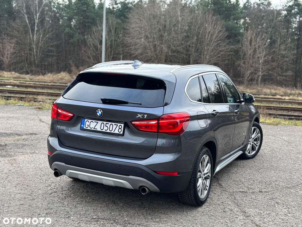 BMW X1 xDrive25i xLine sport - 11
