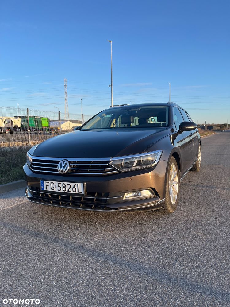 Volkswagen Passat - 2