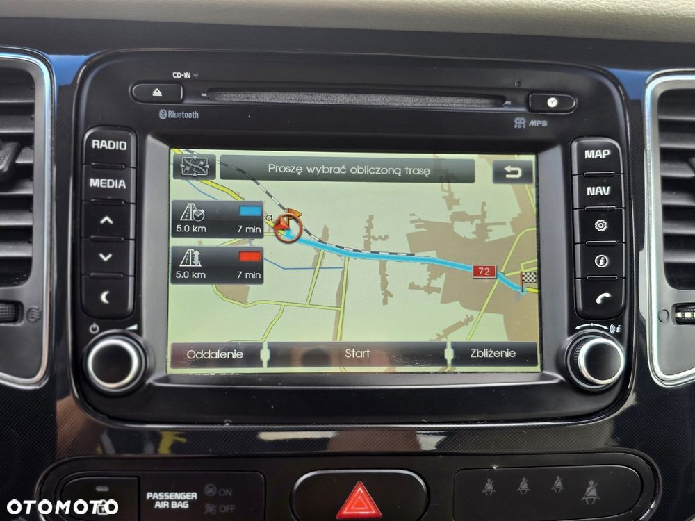 Kia Carens 1.7 CRDi 136 Fifa World Cup Edition - 33