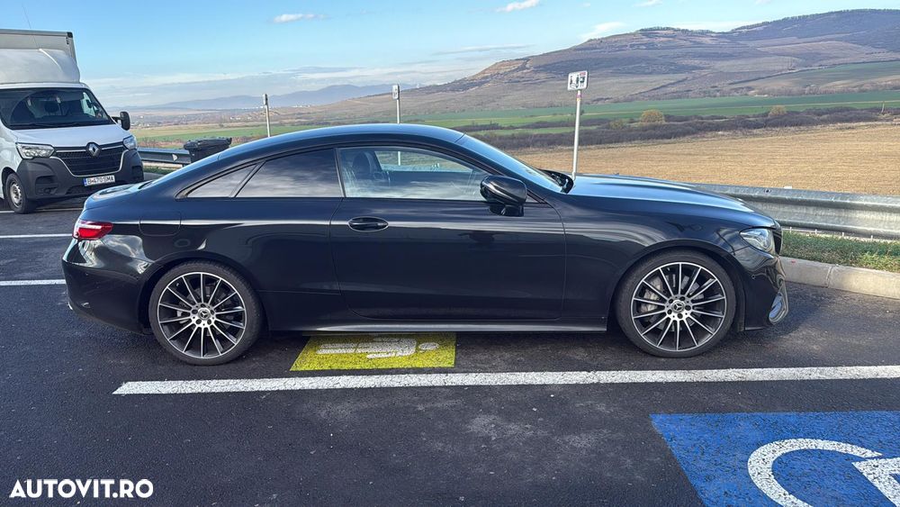 Mercedes-Benz E - 4