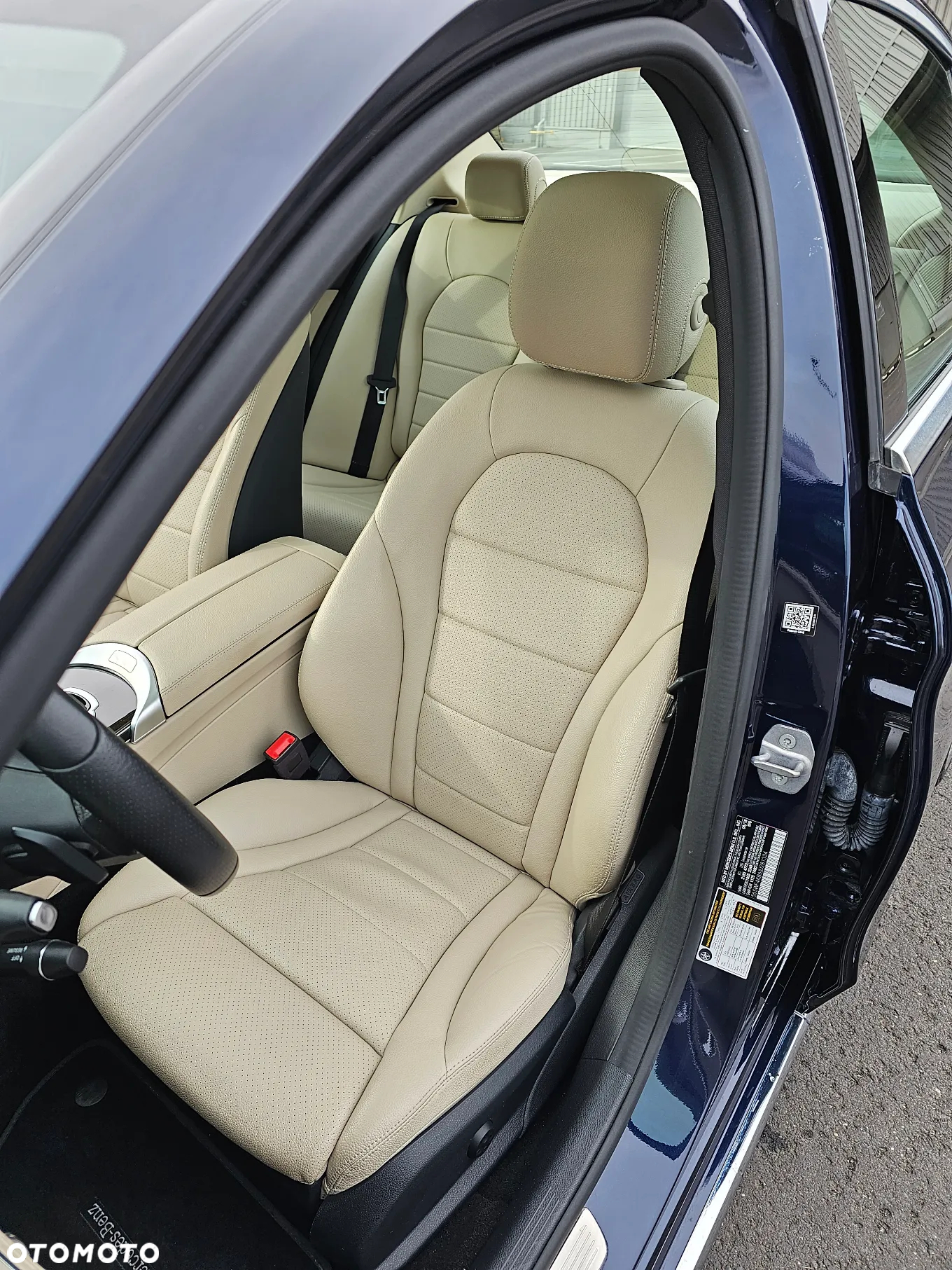 Mercedes-Benz Klasa C 300 7G-TRONIC - 22