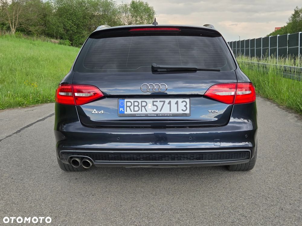 Audi A4 Avant 2.0 TDI DPF S line Sportpaket - 8