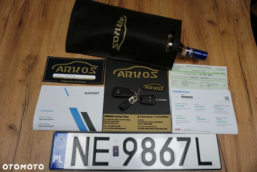 Opel Astra 1.4 Turbo Cosmo - 6