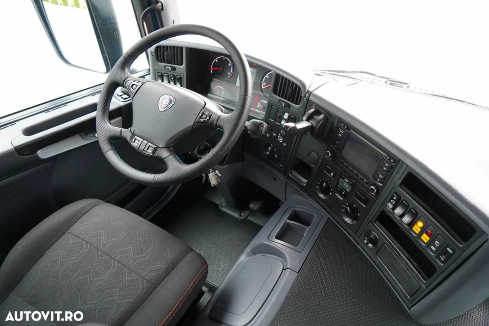 Scania P 410 / 6x4 / BASCULĂ 3 DIRECȚII / 2x HYDRODOLTA / BOARDMATIC / AUTOMATĂ / EURO 6 - 32