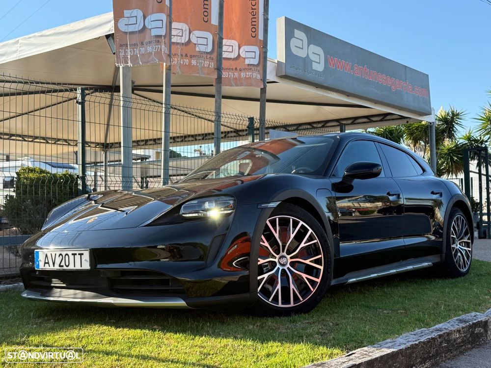 Porsche Taycan Cross Turismo
