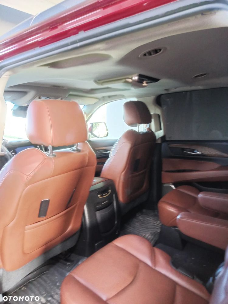 Cadillac Escalade 6.2 V8 ESV Premium - 9